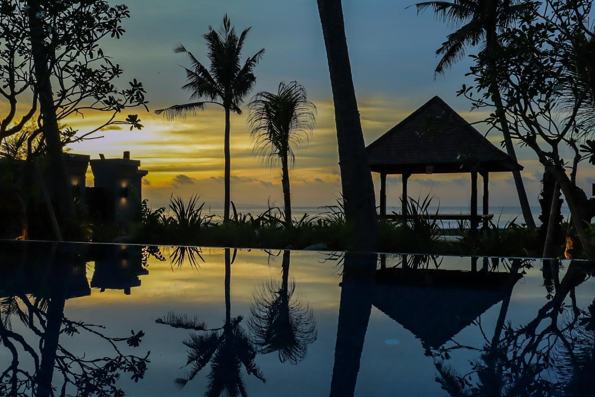 K Ko Surf Village At Keramas Lebih Exteriör bild