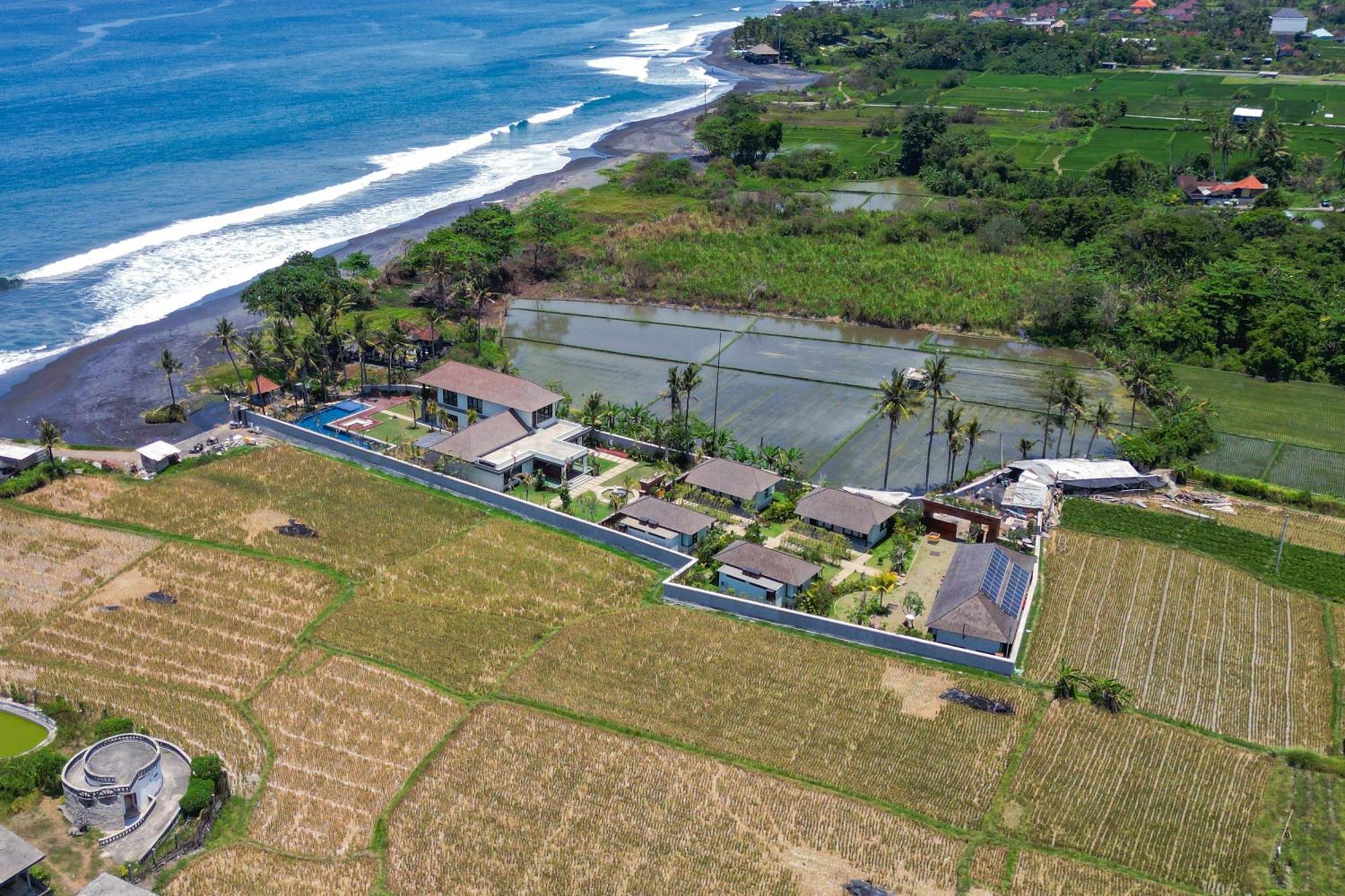 K Ko Surf Village At Keramas Lebih Exteriör bild